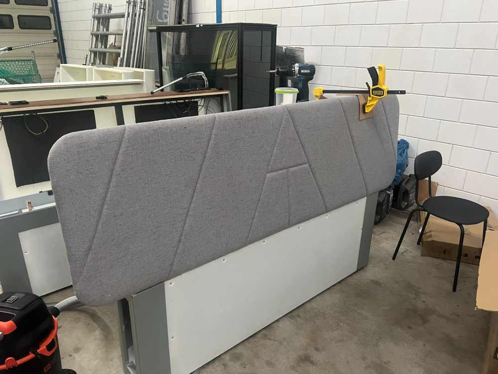Hand assembly of AirTulip Sleep headboard components